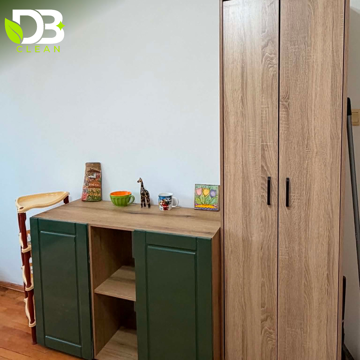 Подредени шкафове и мебели в завършен имот — DB-Clean