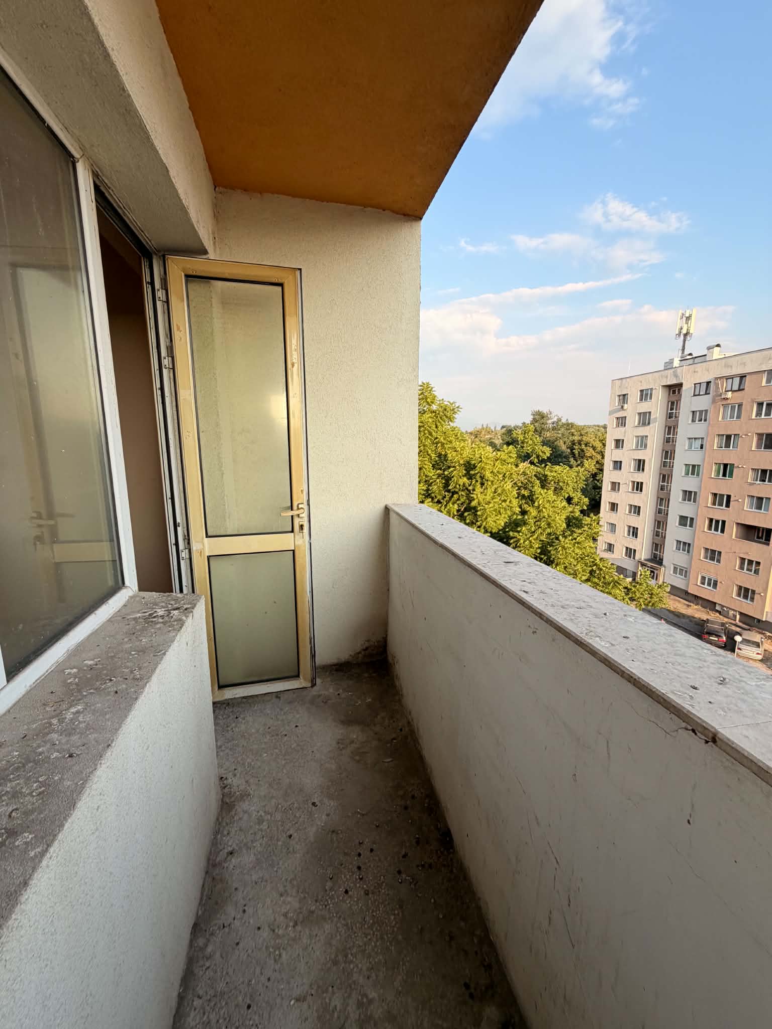 Освободен имот след изнасяне на отпадъци — DB-Clean